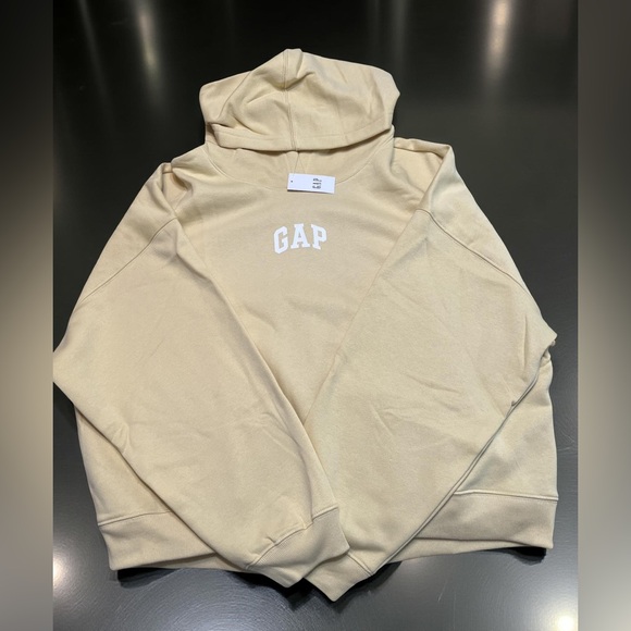 GAP Woman’s BNWT yellow Hoodie Sweater - Picture 1 of 3